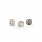 Cube Black Rutile 6 MM GAVBARI, semi-precious stone