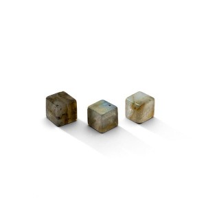Cube Labradorite 6 MM GAVBARI, puolijalokivi