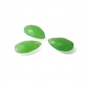 PPear Green Jade 16 MM, puolijalokivi